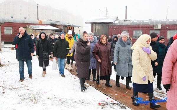 Божья радость! Купол храма святой Валентины Минской в Барановичах увенчал освященный крест, а на территории зазвонили освященные колокола Божья радость! Купол храма святой Валентины Минской в Барановичах увенчал освященный крест, а на территории зазвонили освященные колокола