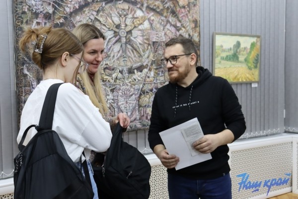 Фотарэпартаж. Адкрыццё выставы жывапісу знакамітага беларускага мастака Алеся Родзіна адбылося ў Баранавічах Фотарэпартаж. Адкрыццё выставы жывапісу знакамітага беларускага мастака Алеся Родзіна адбылося ў Баранавічах