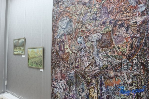 Фотарэпартаж. Адкрыццё выставы жывапісу знакамітага беларускага мастака Алеся Родзіна адбылося ў Баранавічах Фотарэпартаж. Адкрыццё выставы жывапісу знакамітага беларускага мастака Алеся Родзіна адбылося ў Баранавічах