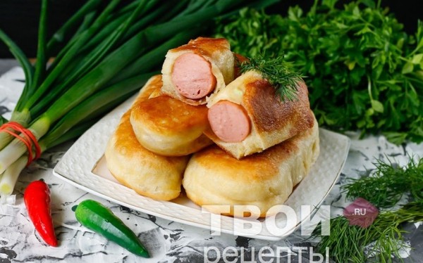 Готовим дома. Сосиски в тесте на сковороде Готовим дома. Сосиски в тесте на сковороде