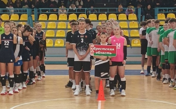 Как барановичская ДЮСШ по волейболу готовит спортивный резерв