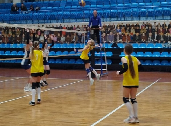 Как барановичская ДЮСШ по волейболу готовит спортивный резерв