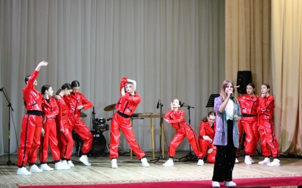 Несколько творческих коллективов Барановичского района подтвердили наименования «образцовый» и «народный» Несколько творческих коллективов Барановичского района подтвердили наименования «образцовый» и «народный»