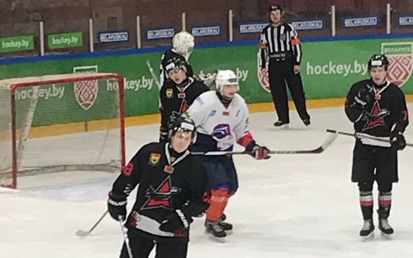 Сколько усилий пришлось приложить барановичским хоккеистам для победы Сколько усилий пришлось приложить барановичским хоккеистам для победы