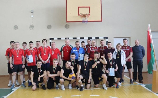 В Барановичском районе определяли лучших баскетболистов В Барановичском районе определяли лучших баскетболистов