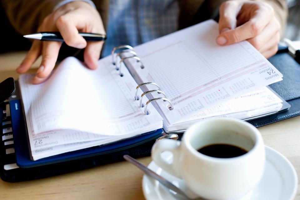 Как использовать корпоративный ежедневник для эффективного планирования и встреч?