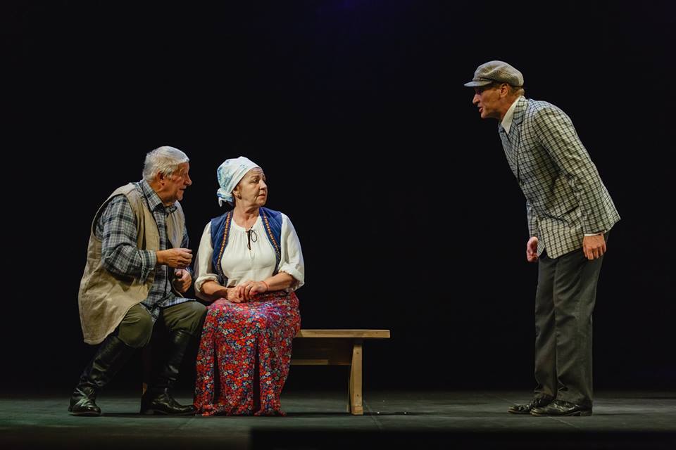 Смотрите бесплатно спектакль Республиканского театра белорусской драматургии по пъессе Алексея Дударева