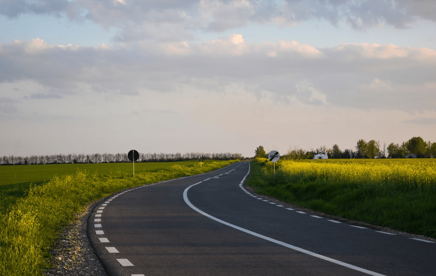 Паспорт ЕС для белорусов: почему стоит получить?