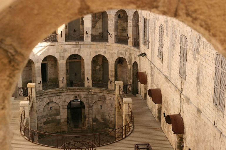 Как попасть на “Форт Боярд”?