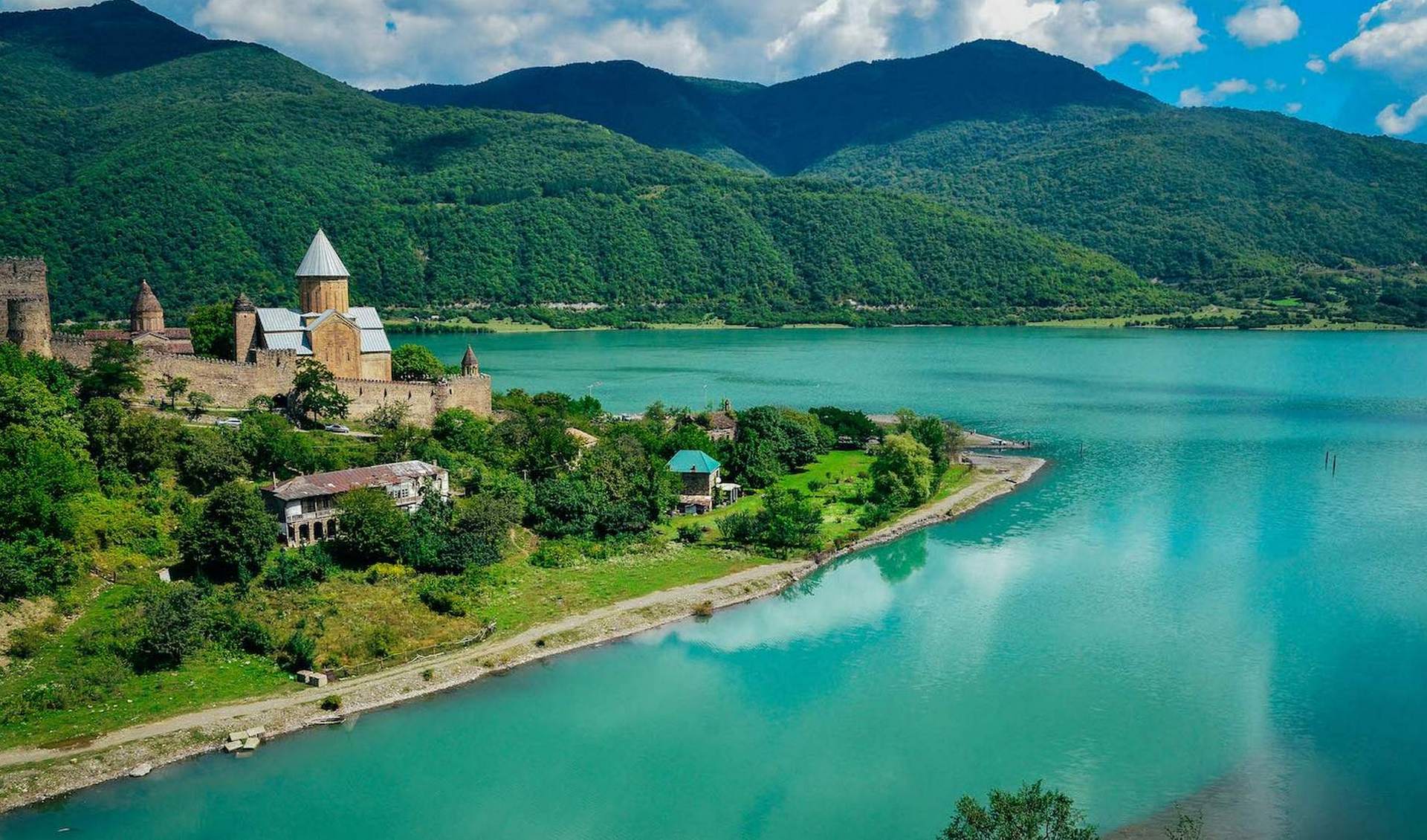 Куда поехать в Грузию в первый раз