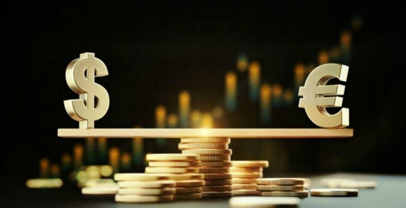 Обвал рубля и кризис зависимости: в какой валюте хранить сбережения, стоит ли инвестировать в недвижимость и перекладываться в юань?
Обвал рубля и кризис зависимости: в какой валюте хранить сбережения, стоит ли инвестировать в недвижимость и перекладываться в юань?